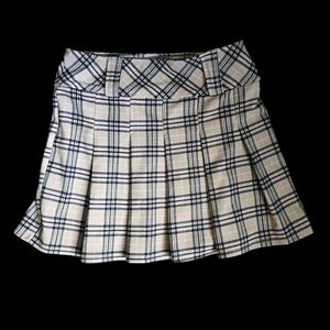 Cute Juniors Skirt